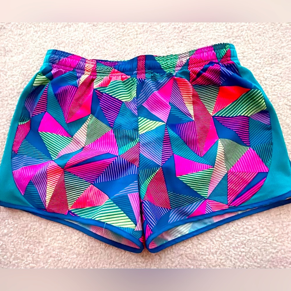 Colorful abstract girl’s athletic shorts in size large